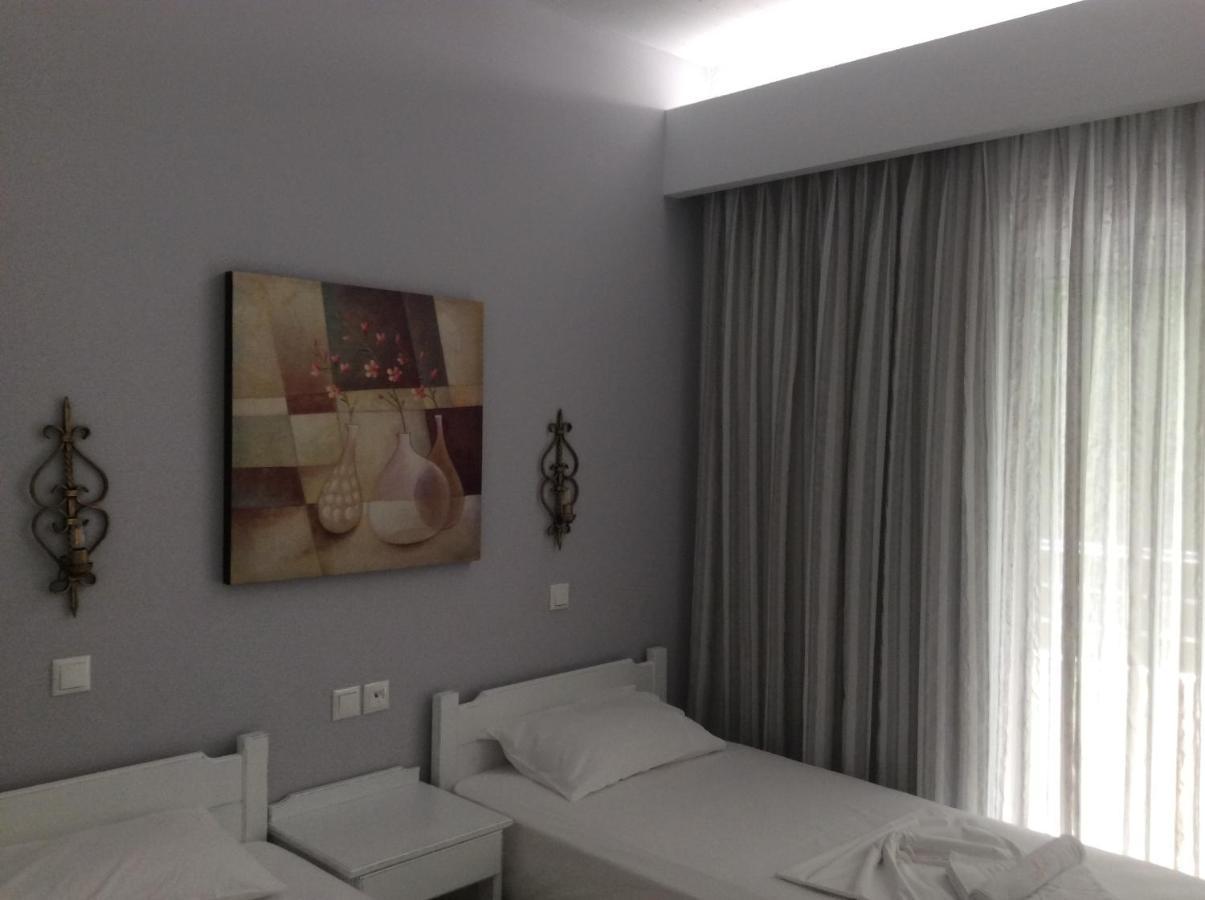 Maria Suites Platanés Exterior photo