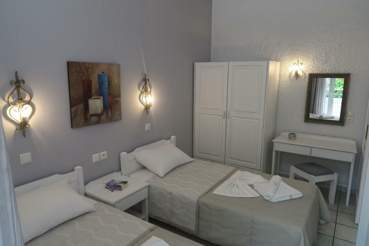 Maria Suites Platanés Exterior photo