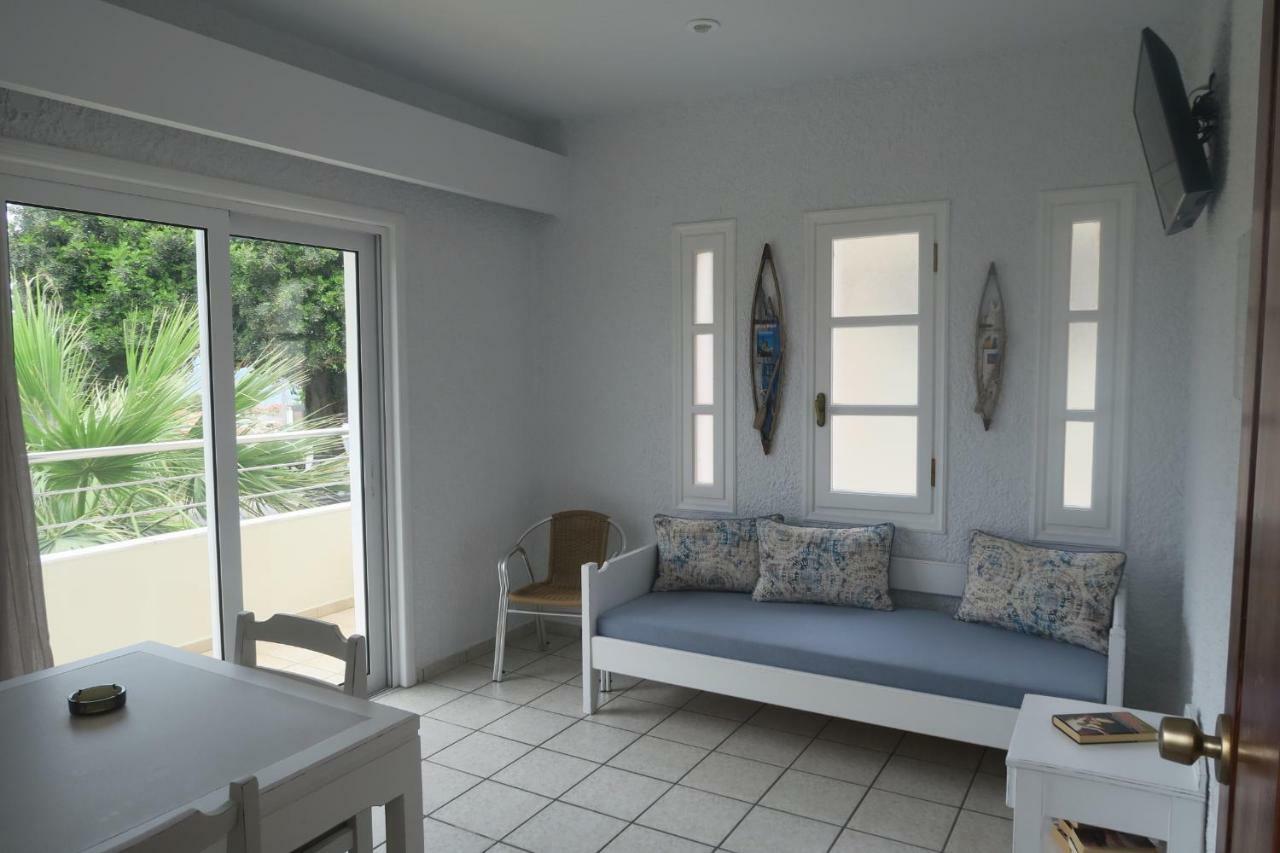 Maria Suites Platanés Exterior photo
